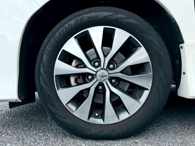 セレナ ハイウェイスター　Ｖセレクション　衝突軽減ブレーキ　フリップダウン　クルーズコントロール　両側電動スライドドア　アクセル踏み間違い防止　バックカメラ　ＥＴＣ　メモリーナビ　フルセグ　ＤＶＤ　ＣＤ　Ｂｌｕｅｔｏｏｔｈ　電格ミラー（48枚目）