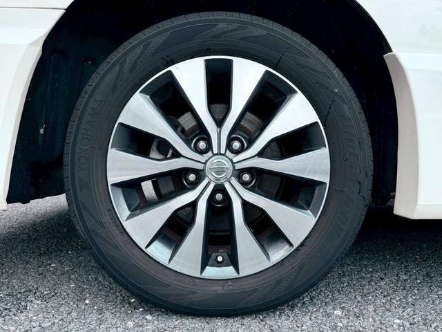 セレナ ハイウェイスター　Ｖセレクション　衝突軽減ブレーキ　フリップダウン　クルーズコントロール　両側電動スライドドア　アクセル踏み間違い防止　バックカメラ　ＥＴＣ　メモリーナビ　フルセグ　ＤＶＤ　ＣＤ　Ｂｌｕｅｔｏｏｔｈ　電格ミラー（49枚目）