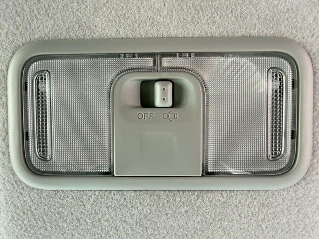 タンク カスタムG S 両側電動スライドドア 衝突軽減 メモリーナビ フルセグ バックカメラ CD DVD Bluetooth スマートキー プッシュスタート アイドリングストップ LEDヘッドライト オートライト(38枚目)