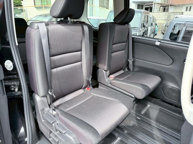 セレナ ハイウェイスター Vセレクション 両側電動スライドドア プロパイロット フリップダウン アラウンドビューモニター クリアランスソナー パーキングアシスト ドラレコ バックカメラ メモリーナビ フルセグ Bluetooth DVD CD(27枚目)