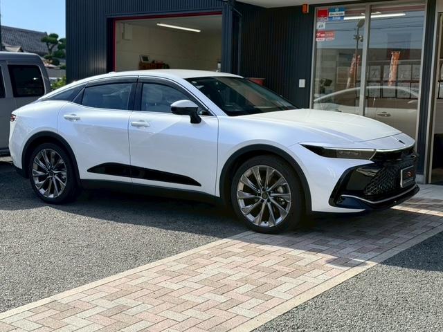 クラウンクロスオーバー Ｚ　メーカーナビ　フルセグ　バックカメラ　アラウンドビューモニター　Ｂｌｕｅｔｏｏｔｈ　衝突軽減　クリアランスソナー　踏み間違い防止　レーンキープアシスト　パーキングアシスト　ドラレコ　電動シート　ＥＴＣ（9枚目）