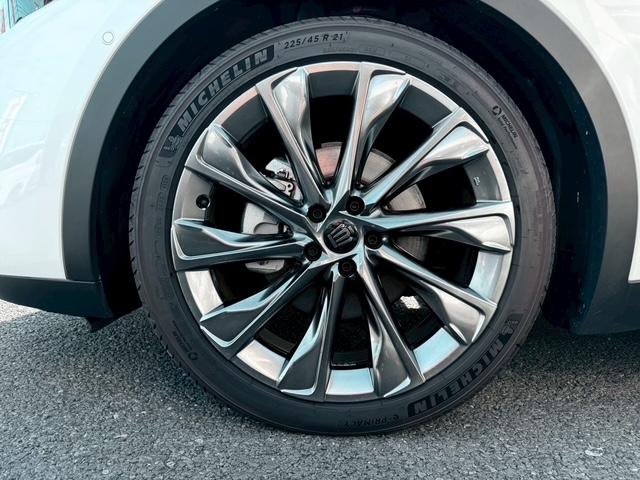 クラウンクロスオーバー Ｚ　メーカーナビ　フルセグ　バックカメラ　アラウンドビューモニター　Ｂｌｕｅｔｏｏｔｈ　衝突軽減　クリアランスソナー　踏み間違い防止　レーンキープアシスト　パーキングアシスト　ドラレコ　電動シート　ＥＴＣ（54枚目）