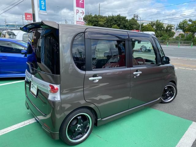 カスタムRS TEIN車高調 社外センター出しマフラー 革巻きステアリング 左側パワースライドドア バックカメラ ETC カロッツェリアHDDナビ 社外アルミ15インチ(15枚目)