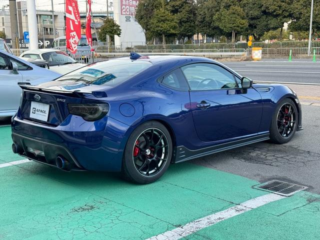 ＢＲＺ ＧＴ　ＳＴＩエアロ　ＨＫＳ車高調　ＳＳＲ１８インチアルミ　トランクスポイラー　社外ＬＥＤテールライト　社外マフラー　ＳＤナビ　フルセグＴＶ　Ｂｌｕｅｔｏｏｔｈ　クルーズコントロール　シートヒーター（15枚目）