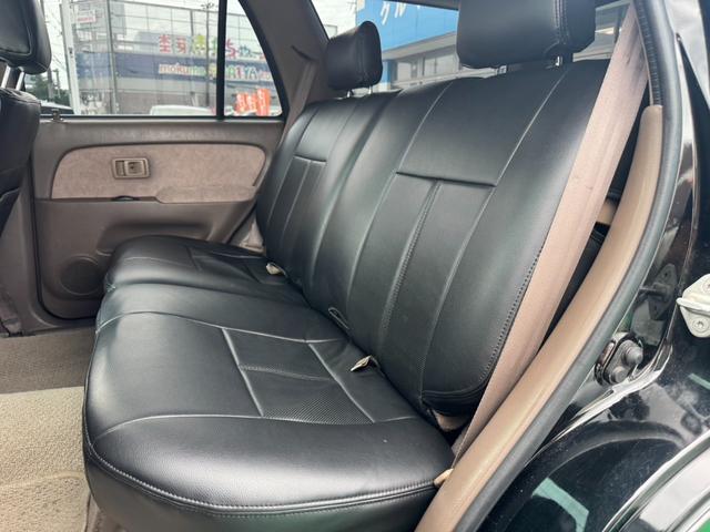 ハイラックスサーフ ＳＳＲ－Ｇ　社外ＳＤナビ　フルセグＴＶ　Ｂｌｕｅｔｏｏｔｈ　３インチリフトアップ　社外１７インチアルミ　ＧＥＯＬＡＮＤＡＲ　Ｍ／Ｔタイヤ　２３５／７０Ｒ１７　ＡＣ１００Ｖ電源　全塗装ブラック（34枚目）