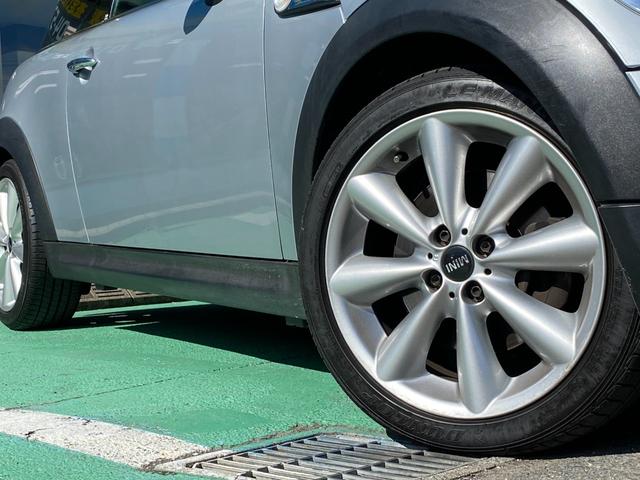 ＭＩＮＩ クーパーＳ　クーパーＳ（４名）　走行５万ｋｍ台　バックカメラ　パドルシフト　ＥＴＣ　社外ナビ　１７インチ純正アルミ　キーレス　革巻ステアリング（35枚目）