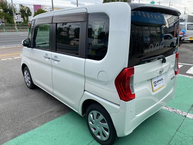 タント Ｘ　ＳＡＩＩＩ　ワンオーナー　パワースライドドア　バックカメラ　ディーラーオプションナビ　スマートアシスト　シートヒーター　ＥＴＣ　Ｂｌｕｅｔｏｏｔｈ　スマートキー　プッシュスタート　フルセグＴＶ　車検整備付　４ＷＤ（10枚目）