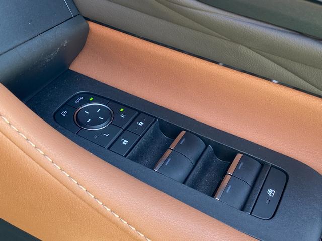 ヴェルファイアハイブリッド Ｚ　プレミア　ワンオーナー　モデリスタフルエアロ　ツインムーンルーフ　トヨタチームメイト　パノラミックビューモニター　デジタルインナーミラー　ＨＵＤ　ＢＳＭ　ＴＶキャンセラー　電動リアゲート　茶革シート　純正ナビ（43枚目）