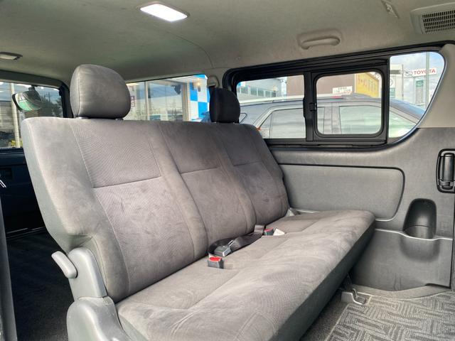 ハイエースバン ロングスーパーGL 4WD 法人ワンオーナー タイミングベルト交換渡し バックカメラ ディーゼルターボ 両側スライドドア ディーラーオプションナビ ETC キーレス 小窓 車検整備付き(19枚目)