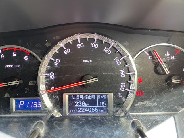 ハイエースバン ロングスーパーGL 4WD 法人ワンオーナー タイミングベルト交換渡し バックカメラ ディーゼルターボ 両側スライドドア ディーラーオプションナビ ETC キーレス 小窓 車検整備付き(27枚目)