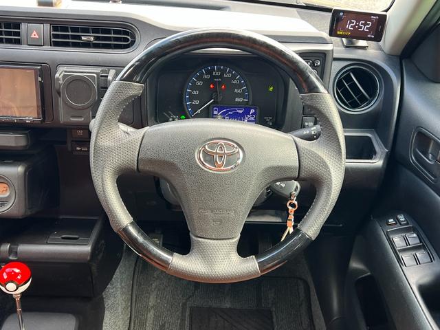 サクシード ハイブリッドＴＸ　ＴＲＤエアロ　社外ナビ　バックカメラ　キーレス　トヨタセーフティセンス　Ｂｌｕｅｔｏｏｔｈ　フルセグＴＶ　ＥＴＣ　ドラレコ　革調シートカバー　ＬＥＤヘッドライト　社外１５インチアルミ（25枚目）