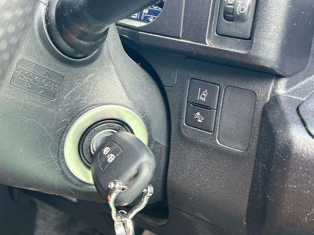 サクシード ハイブリッドＴＸ　ＴＲＤエアロ　社外ナビ　バックカメラ　キーレス　トヨタセーフティセンス　Ｂｌｕｅｔｏｏｔｈ　フルセグＴＶ　ＥＴＣ　ドラレコ　革調シートカバー　ＬＥＤヘッドライト　社外１５インチアルミ（47枚目）