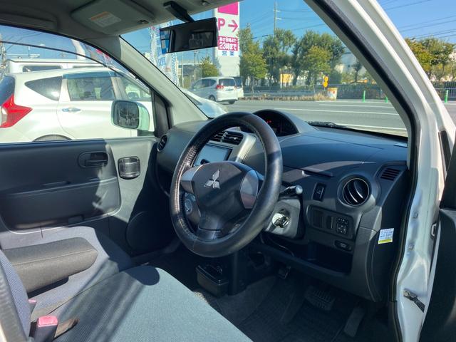 ｅＫスポーツ ＲＳ　ターボ車　車検Ｒ９年１０月３０日まで　パワースライドドア　１４インチ純正アルミ　社外ナビ　電格ミラー　キーレス　エアコン（16枚目）