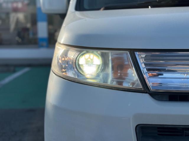 ワゴンRスティングレー X 走行3万km以下 ポータブルナビ スマートキー ETC 電動格納ミラー ベンチシート 盗難防止システム 14インチ純正アルミ エアコン 革巻ステアリング 車検R8年7月まで(46枚目)