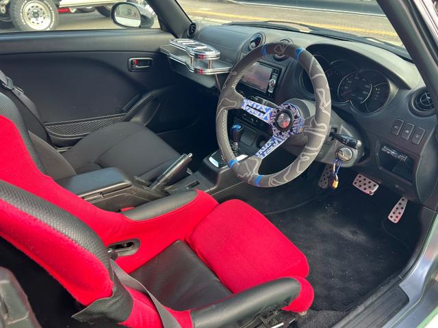 コペン アクティブトップ　痛車　ドライブレコーダー　ＥＴＣ　ナビ　キーレスエントリー　ＡＴ　ＡＢＳ　アルミホイール　エアコン　パワーウィンドウ（23枚目）