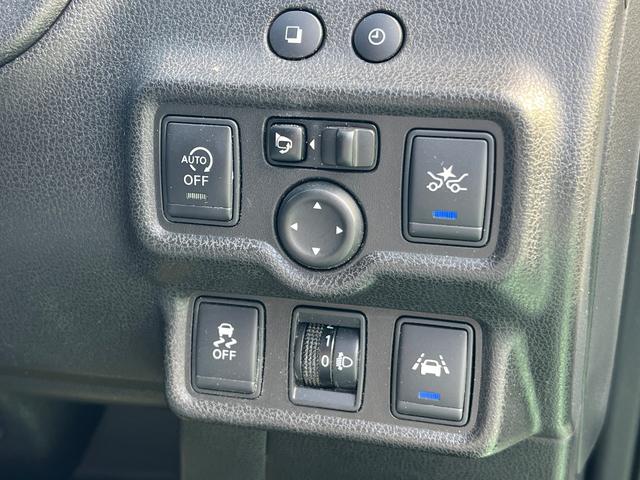 ノート メダリスト エマージェンシーブレーキパッケージ 全周囲カメラ ナビ TV レーンアシスト 衝突被害軽減システム スマートキー アイドリングストップ 電動格納ミラー CVT 盗難防止システム 衝突安全ボディ ABS ESC CD DVD再生 USB(42枚目)