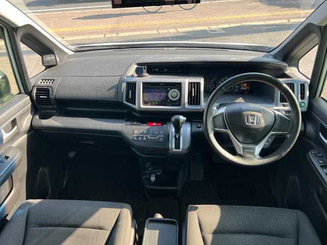 ステップワゴンスパーダ Z ワンオーナー 両側パワースライドドア パドルシフト 車検R9年8月まで 16インチ純正アルミ ETC スマートキー 革巻ステアリング(23枚目)