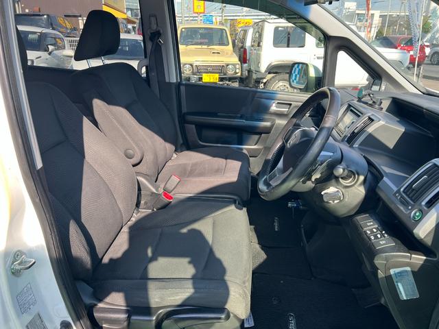 ステップワゴンスパーダ Z ワンオーナー 両側パワースライドドア パドルシフト 車検R9年8月まで 16インチ純正アルミ ETC スマートキー 革巻ステアリング(26枚目)