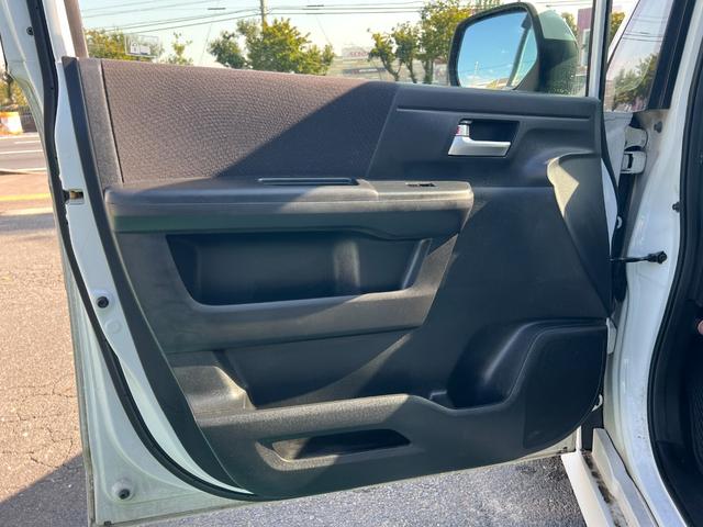 ステップワゴンスパーダ Z ワンオーナー 両側パワースライドドア パドルシフト 車検R9年8月まで 16インチ純正アルミ ETC スマートキー 革巻ステアリング(32枚目)