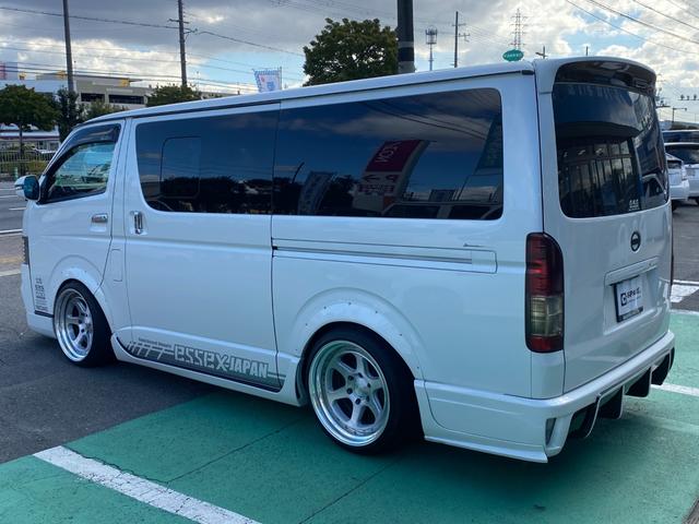 ハイエースバン ロングスーパーGL HKSスーパーチャージャー HKSF-CONiS HKSマフラー Pivotスロットルコントローラー essex19インチアルミ バットフェイスボンネット フルエアロ 前置きインタークーラー キーレス(10枚目)