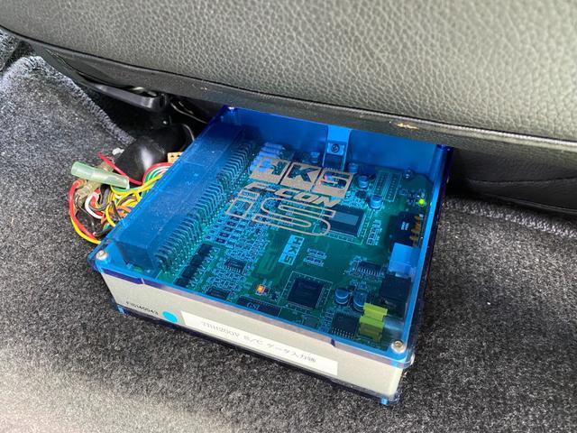 ハイエースバン ロングスーパーGL HKSスーパーチャージャー HKSF-CONiS HKSマフラー Pivotスロットルコントローラー essex19インチアルミ バットフェイスボンネット フルエアロ 前置きインタークーラー キーレス(33枚目)