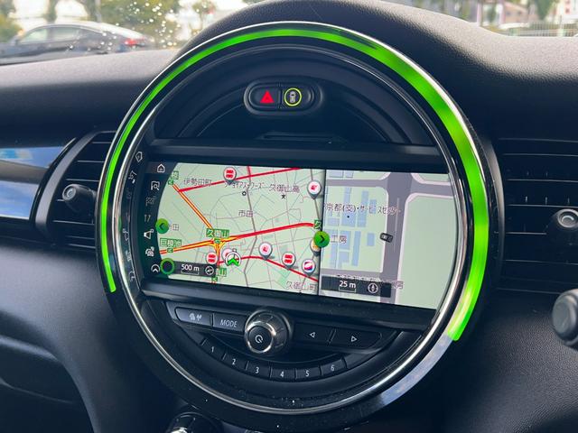 ＭＩＮＩ クーパーＳＤ　ブラッククロスパンチ革シート　バックカメラ　ナビ　Ｈａｒｍａｎ　Ｋａｒｄｏｎオーディオ　オートクルーズコントロール　パークアシスト　　ＬＥＤヘッドランプ　シートヒーター　ヘッドアップディスプレイ（30枚目）