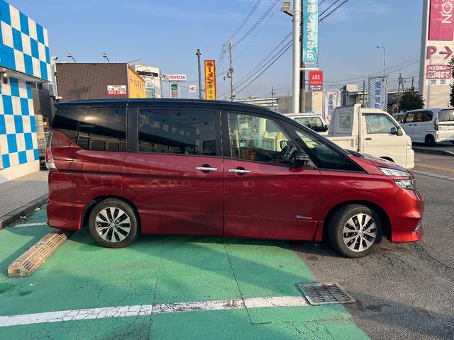 セレナ ハイウェイスター　プロパイロットエディション　純正９型ナビ　純正フリップダウンモニター　両側パワースライドドア　プロパイロット　ドラレコ　フルセグＴＶ　ＬＥＤヘッドライト　ハンズフリーパワースライドドア　オートブレーキホールド（11枚目）