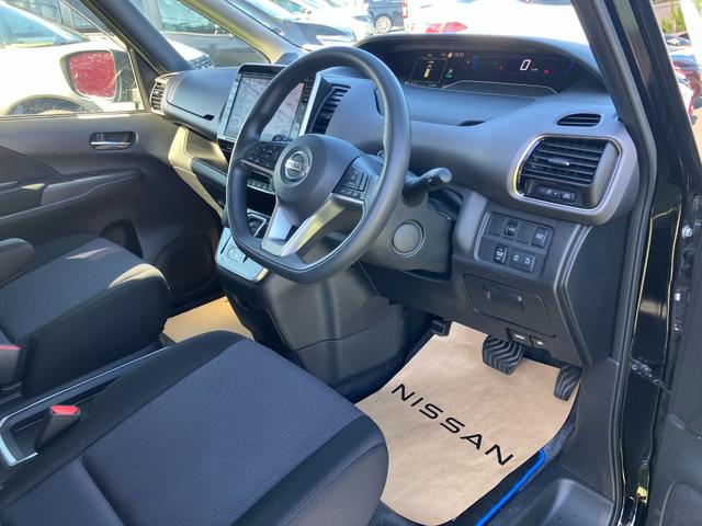 セレナ e-パワー XV 純正メモリーナビ アラウンドビューモニター エマージェンシーブレーキ 純正ドライブレコーダー クルーズコントロール クリアランスソナー(8枚目)
