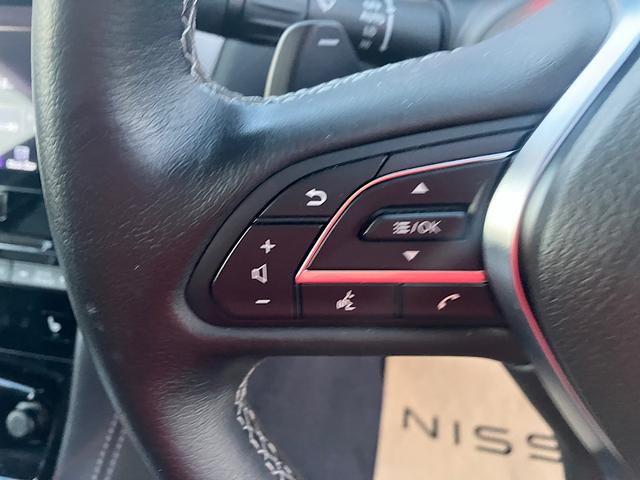 スカイライン GT タイプSP 純正ナビ 本革シート BOSE サンルーフ クルーズコントロール エマージェンシーブレーキ アラウンドビューモニター シートヒーター(29枚目)