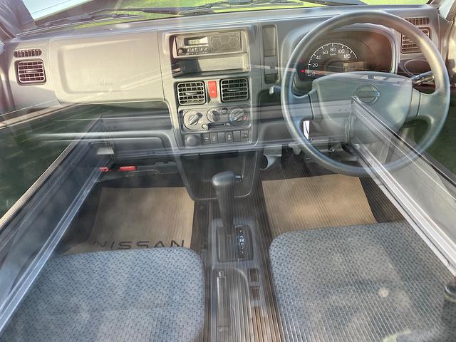 車検では「検査」だけではなくクルマを知り尽くしたプロが、使用おクルマの状況などに合わせた最適な「点検・整備」を行います☆