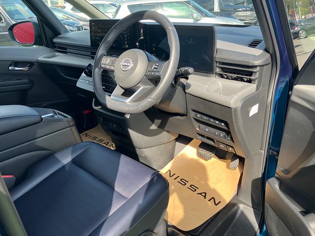 セレナ e-パワー ルキシオン 純正メーカーナビ アラウンドビューモニター プロパイロット2.0 シートヒーター クリアランスソナー エマージェンシーブレーキ(8枚目)