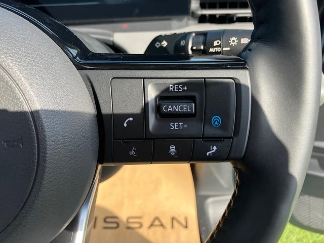 セレナ e-パワー ルキシオン 純正メーカーナビ アラウンドビューモニター プロパイロット2.0 シートヒーター クリアランスソナー エマージェンシーブレーキ(17枚目)