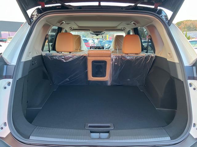 エクストレイル G e-4ORCE 純正メーカーナビ プロパイロット2.0 サンルーフ ナッパレザー BOSEスピーカー ステアリングヒーター シートヒーター クリアランスソナー アラウンドビューモニター(12枚目)