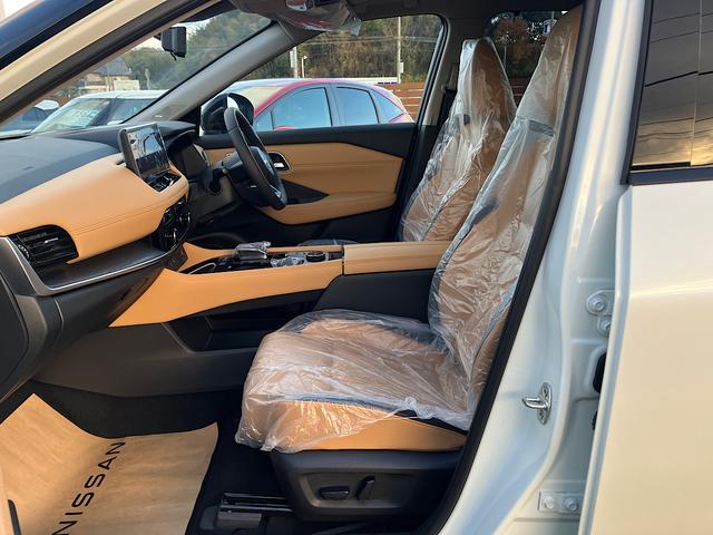エクストレイル G e-4ORCE 純正メーカーナビ プロパイロット2.0 サンルーフ ナッパレザー BOSEスピーカー ステアリングヒーター シートヒーター クリアランスソナー アラウンドビューモニター(37枚目)