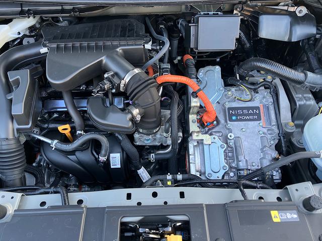 オーラ ニスモ 純正メーカーナビ ドライブレコーダー プロパイロット ETC2.0 シートヒーター アラウンドビューモニター クリアランスソナー ステアリングヒーター(24枚目)