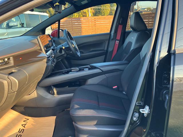 オーラ ニスモ 純正メーカーナビ ドライブレコーダー プロパイロット ETC2.0 シートヒーター アラウンドビューモニター クリアランスソナー ステアリングヒーター(30枚目)