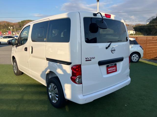 NV200バネットバン GX 社外ナビ Bカメラ ETC クリアランスソナー オートライト エマージェンシーブレーキ 電動格納ミラー 車線逸脱 横滑り防止(6枚目)