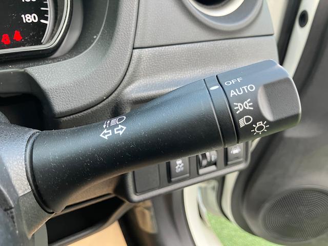 ノート Ｘ　純正メモリーナビ　アラウンドビューモニター　エマージェンシーブレーキ　クリアランスソナー　アイドリングストップ　スマートルームミラー（54枚目）