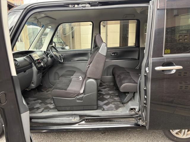 タント カスタムＶセレクション　走行９万ｋｍ台　地デジＴＶ　ナビ　スマートキー２個　ＥＴＣ　オートエアコン　タイミングチェーン車　左リアスライドドア　タイヤ２３年製造　車検整備付（12枚目）