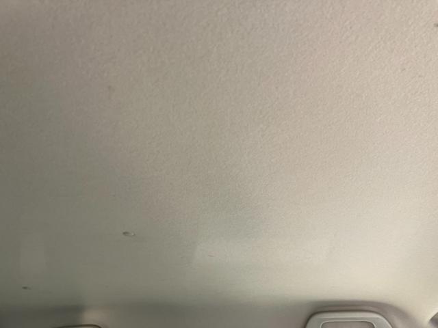 N-ONE プレミアム・Lパッケージ タイミングチェーン 純正ナビ・フルセグTV・バックモニター スマートキー プッシュスタート 純正14インチアルミ HIDヘッドライト 革調シートカバー ステアリングスイッチ アイドリングストップ(17枚目)