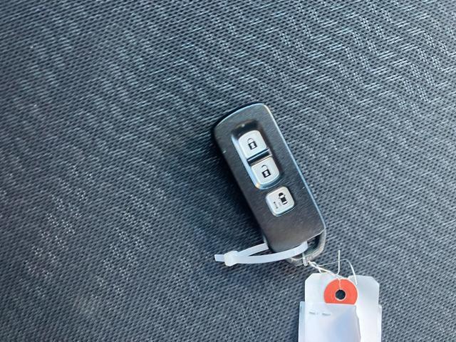 Ｎ－ＢＯＸカスタム Ｇ・Ｌパッケージ　タイミングチェーン　社外ナビ・フルセグＴＶ・Ｂｌｕｅｔｏｏｔｈ　左側パワースライドドア　ＥＴＣ　プッシュスタート　スマートキー　純正１４インチアルミ　ＨＩＤヘッドライト　ウインカー付電動格納ミラー（26枚目）