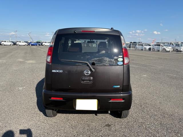 モコ Ｘ　純正ナビ　地デジＴＶ　Ｂｌｕｅｔｏｏｔｈ　ビルトインＥＴＣ　オートエアコン　スマートキー２個　プッシュスタート　タイミングチェーン車　車検令和８年１１月２３日まで　純正１４インチ２４年製造タイヤ（3枚目）