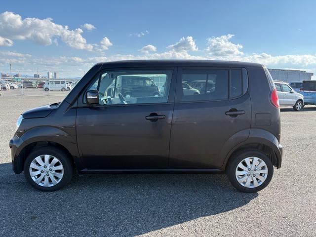 モコ Ｘ　純正ナビ　地デジＴＶ　Ｂｌｕｅｔｏｏｔｈ　ビルトインＥＴＣ　オートエアコン　スマートキー２個　プッシュスタート　タイミングチェーン車　車検令和８年１１月２３日まで　純正１４インチ２４年製造タイヤ（4枚目）