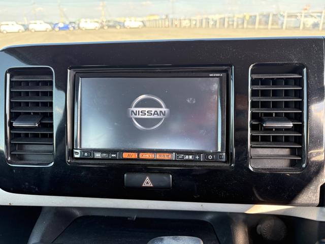 モコ Ｘ　純正ナビ　地デジＴＶ　Ｂｌｕｅｔｏｏｔｈ　ビルトインＥＴＣ　オートエアコン　スマートキー２個　プッシュスタート　タイミングチェーン車　車検令和８年１１月２３日まで　純正１４インチ２４年製造タイヤ（7枚目）