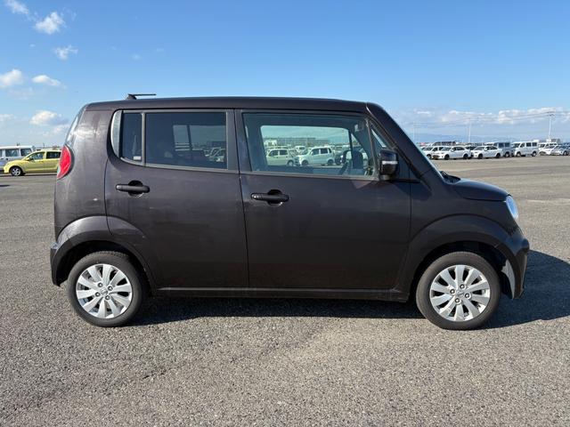 モコ Ｘ　純正ナビ　地デジＴＶ　Ｂｌｕｅｔｏｏｔｈ　ビルトインＥＴＣ　オートエアコン　スマートキー２個　プッシュスタート　タイミングチェーン車　車検令和８年１１月２３日まで　純正１４インチ２４年製造タイヤ（26枚目）