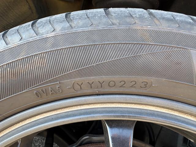 Ｎ－ＯＮＥ プレミアム　ツアラー・Ｌパッケージ　ターボ　ＬＭＳＰＯＲＴ１５インチアルミ２３年製造タイヤ　タイミングチェーン車　ナビ　地デジ　バックカメラ　ＥＴＣ　オートエアコン　スマートキー２個　車検整備付（13枚目）