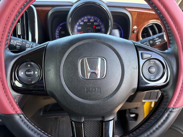 Ｎ－ＯＮＥ プレミアム　ツアラー・Ｌパッケージ　ターボ　ＬＭＳＰＯＲＴ１５インチアルミ２３年製造タイヤ　タイミングチェーン車　ナビ　地デジ　バックカメラ　ＥＴＣ　オートエアコン　スマートキー２個　車検整備付（16枚目）