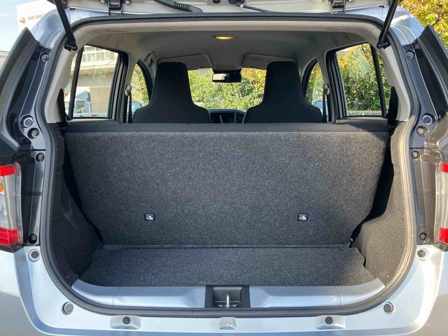 ミライース Ｌ　ＳＡＩＩＩ　スマアシ３・アイドリングストップ・マニュアルエアコン・ハロゲンヘッドライト・デジタルメーター・コーナーセンサー・キーレス・手引き式パーキングブレーキ・オートライト・オートハイビーム（12枚目）