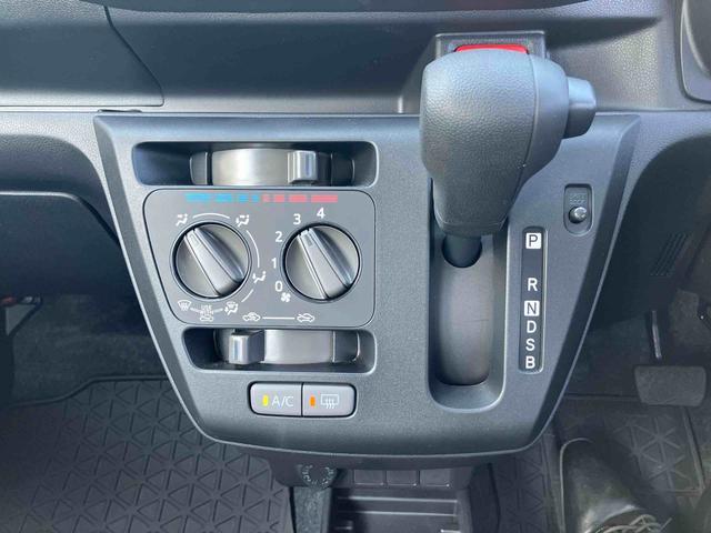 ミライース Ｌ　ＳＡＩＩＩ　スマアシ３・アイドリングストップ・マニュアルエアコン・ハロゲンヘッドライト・デジタルメーター・コーナーセンサー・キーレス・手引き式パーキングブレーキ・オートライト・オートハイビーム（28枚目）