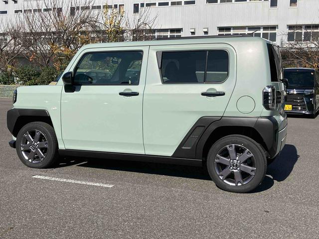 タフト Ｇ　ダーククロムベンチャー　キーフリーシステム／スカイフィールトップ／プッシュボタンエンジンスターター／アイドリングストップ／オートライト／コーナーセンサー／衝突回避支援システム／ＬＥＤヘッドライト／オートエアコン（26枚目）